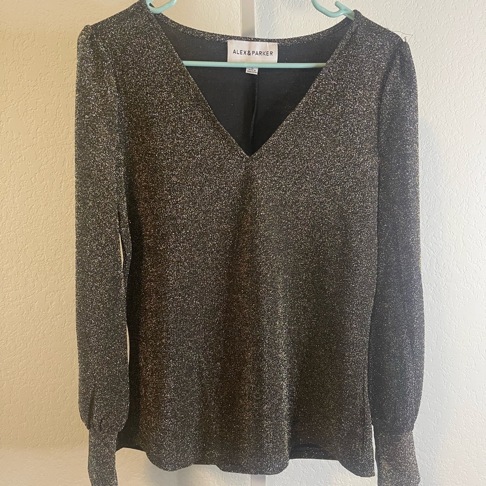 NWOT - Alex Parker‎ Black Glittery V-Neck Top Size L